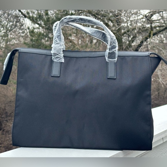 Giorgio Armani duffle bag/ Weekender bag - Picture 4 of 4